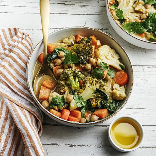 Curry vert thaï aux légumes de saison, huile d'olive de Provence - olives maturées AOP