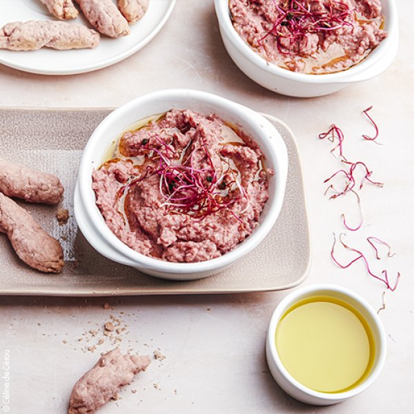 Houmous de betterave et pois chiches grillés
