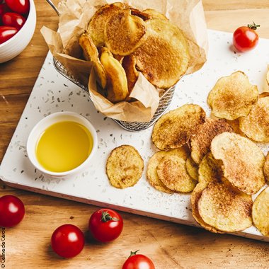Chips de pomme de terre au four à l'huile d'olive