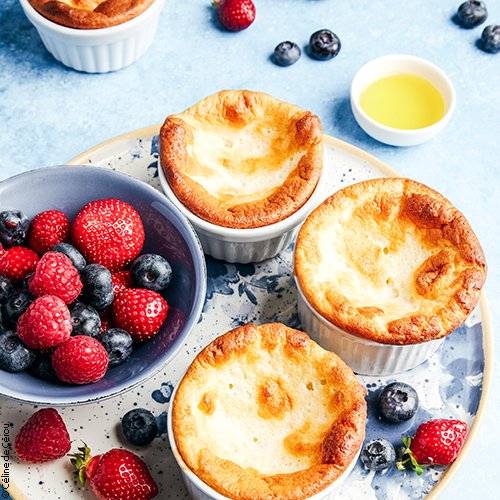 Gâteau soufflé au yaourt et aux fruits