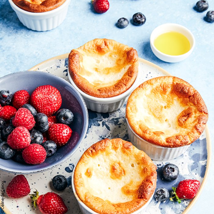 Gâteau soufflé au yaourt et aux fruits