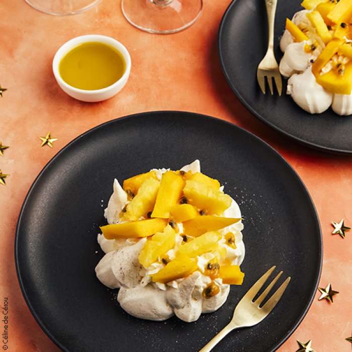 Pavlova exotique de fête