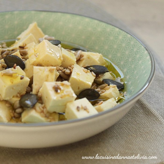 Tofu aux graines et à l’huile d’olive
