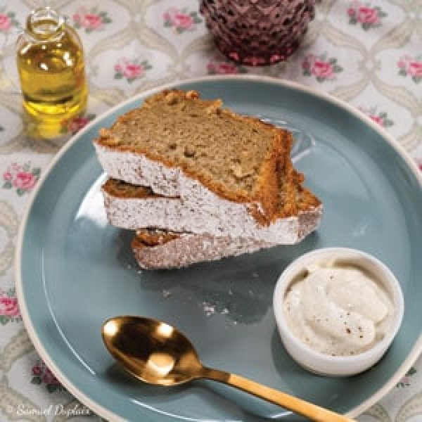 Gâteau moelleux vanille-huile d'olive