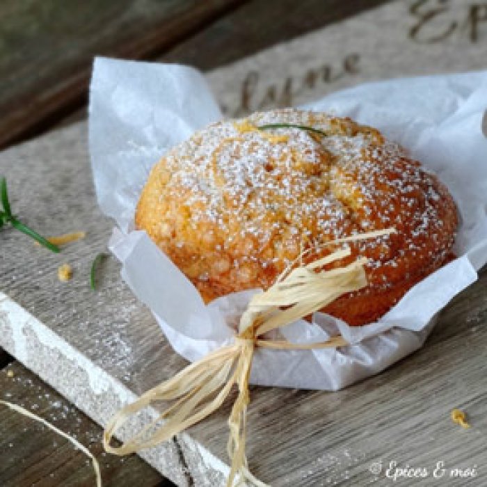 Petits gâteaux huile d’olive, pamplemousse rose et romarin