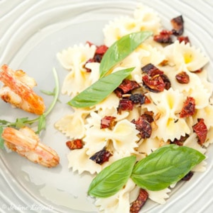 Farfalles à l'huile d'olive et tomates séchées