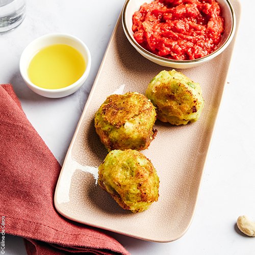 Boulettes végétariennes aux pommes de terre, fèves et noix de cajou