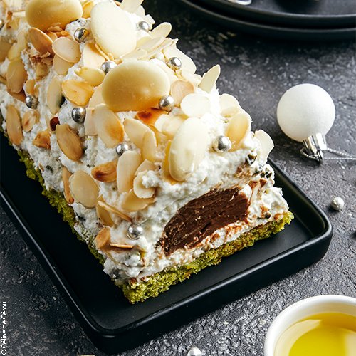 Bûche au nougat, café et pistache