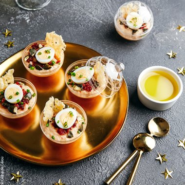 Crème de topinambour au chorizo, oeuf de caille