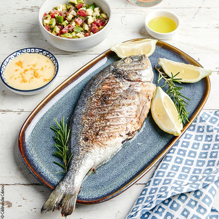 Poisson grillé (dorade-citron-ail-thym-romarin)
