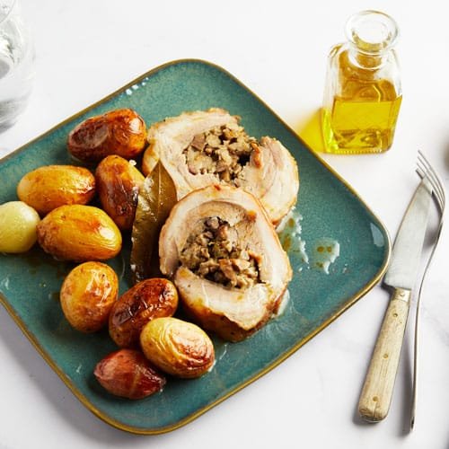 Epaule d'agneau farcie, pomme de terre grenaille
