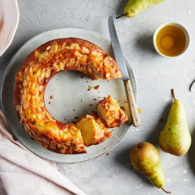 Gâteau poires, fleur d'oranger, huile d'olive