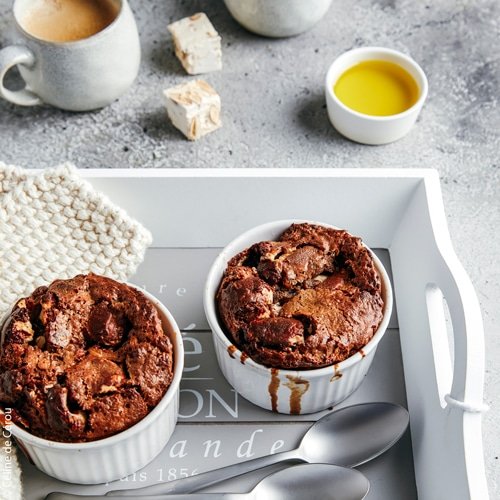 Moelleux au chocolat au lait, noix de pécan et nougat