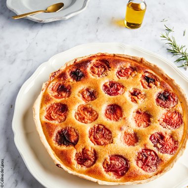 Tarte aux abricots des Baronnies, noisettes, pistaches