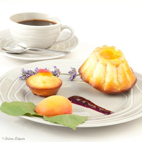 Petits gâteaux au yaourt, huile d'olive et abricot