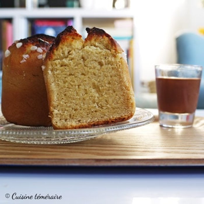 Briochettes à l’huile d’olive, sauce au chocolat et huile d’olive