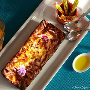 Cake moelleux aux pommes, romarin et huile d’olive