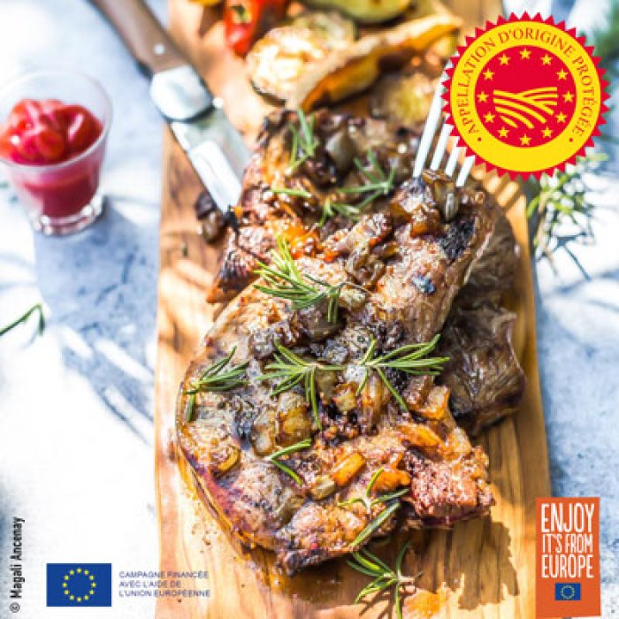 Côte de porc marinée à l'huile d’olive de Corse - Oliu di Corsica récolte à l’ancienne AOP