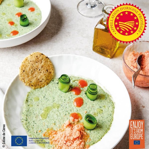 Flan de courgette, tuile parmesan, granité et sauce tomate