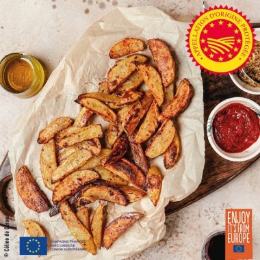 Frites de pommes de terre au four à l'huile d'olive