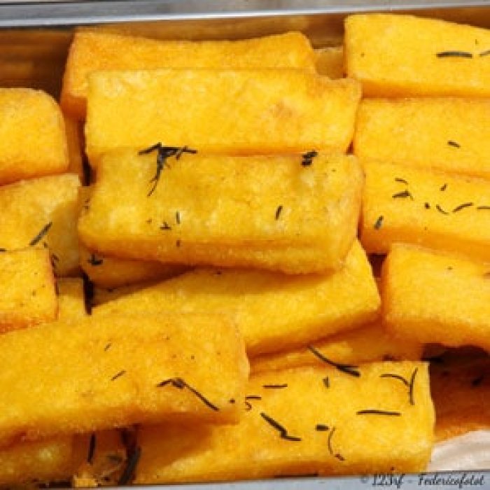 Frites de polenta au four