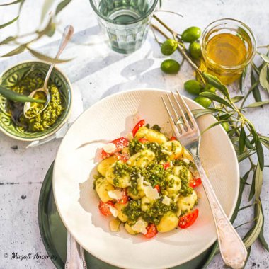 Gnocchis maison tomate et pesto