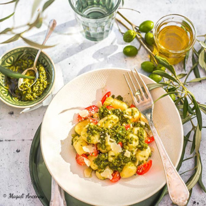 Gnocchis maison tomate et pesto