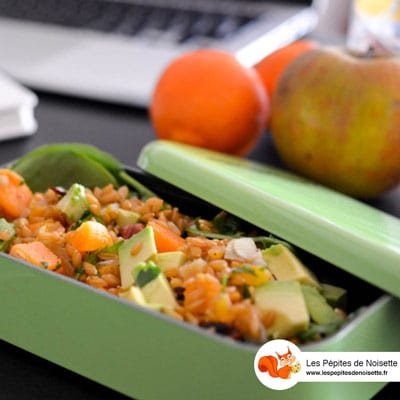 Salade complète de petit épeautre aux noisettes et à l’huile d’olive