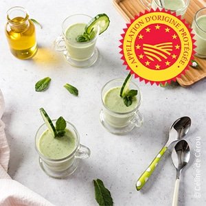 Soupe glacée concombre, menthe, huile d’olive de Nîmes AOP