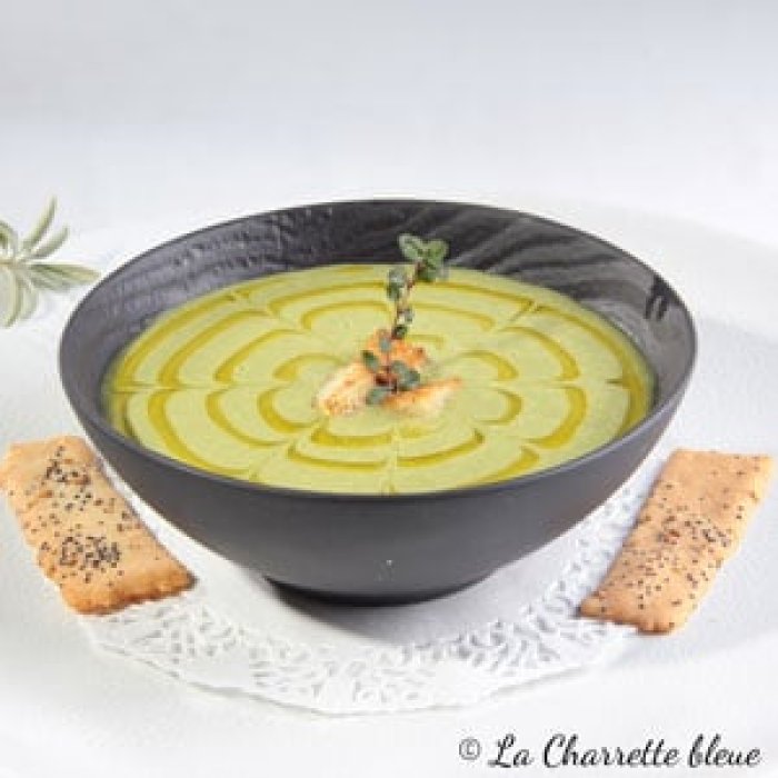 Soupe de pois cassés, cumin, huile d’olive par le chef Paul Roussel
