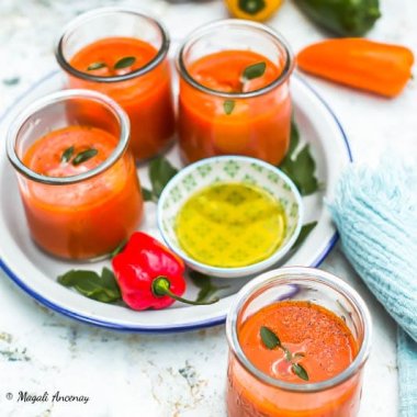 Soupe poivrons-tomates