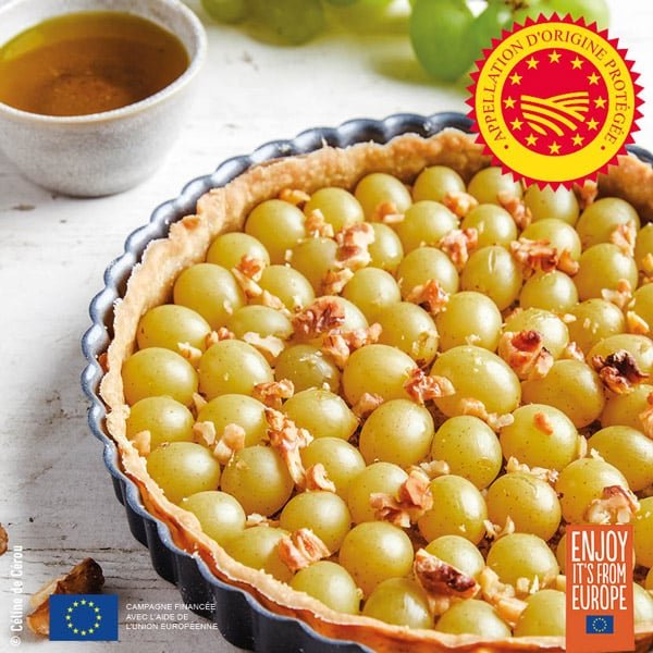 Tarte au raisin blanc, noix, huile d'olive