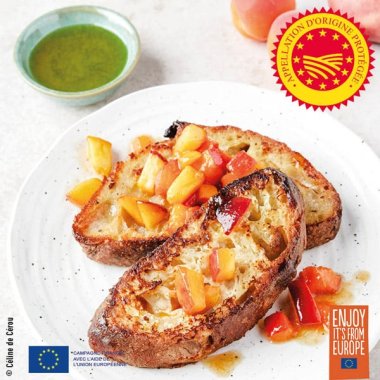 Tartine perdue abricot-pêche-huile d'olive